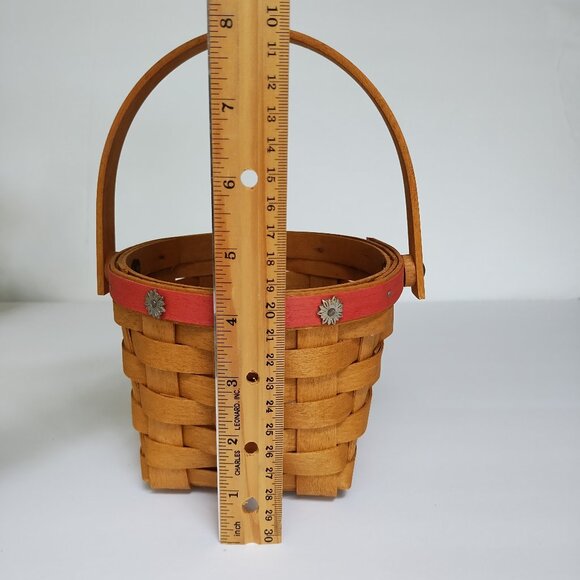 2007 Longaberger Small Basket With Red Trim and Handle - Picture 9 of 13
